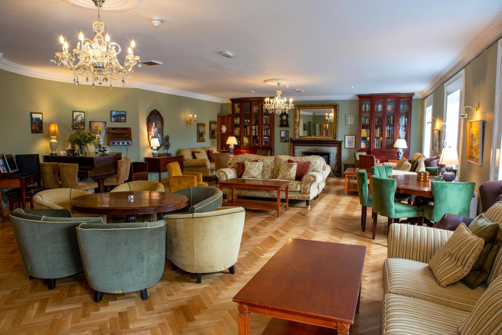 Leenane Hotel Лінон Екстер'єр фото