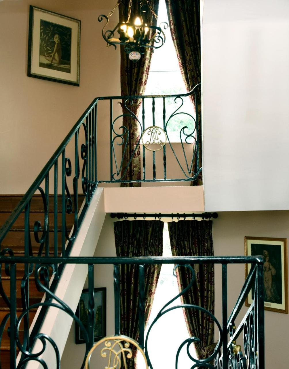 Leenane Hotel Лінон Екстер'єр фото